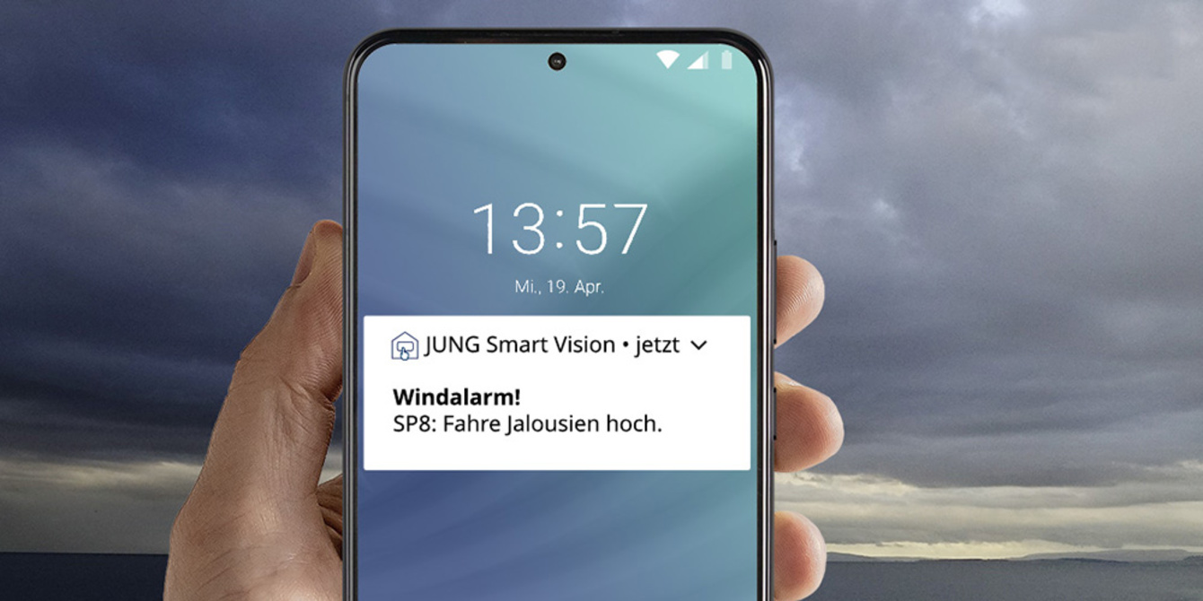 JUNG Smart Panel 8 bei A&H Solar UG (haftungsbeschränkt) in Dorsheim
